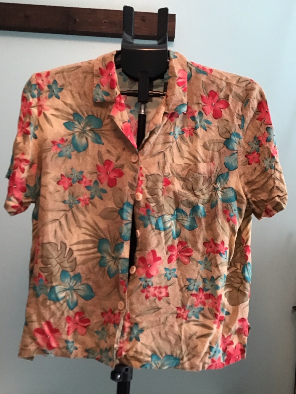 Sag Harbor Beige Short-Sleeve Button-Up with Blue & Pink Floral Print